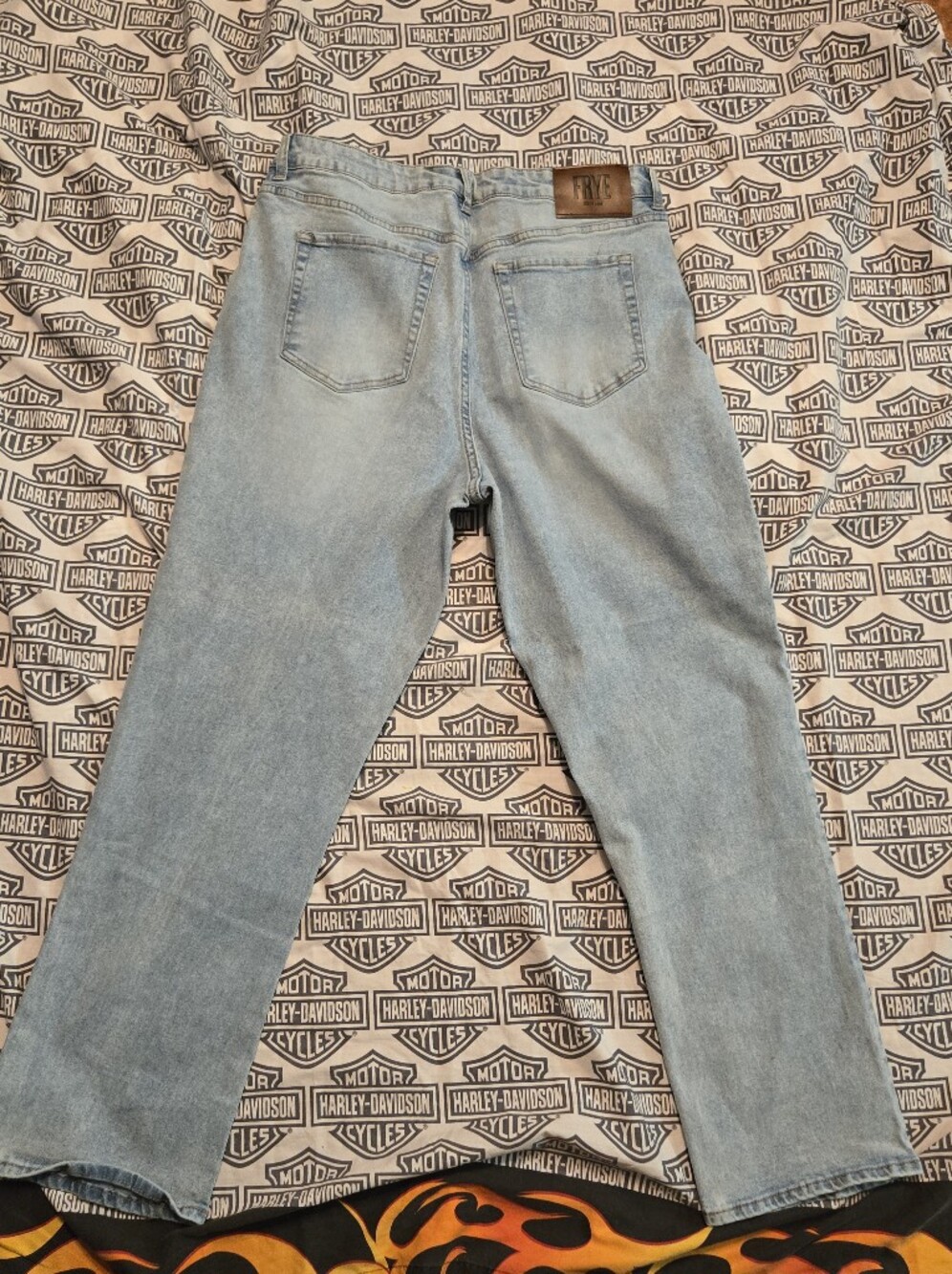 Frye Light Blue Relaxed Men's Jeans